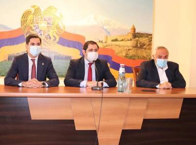 «Հրապարակ». Արարատի մարզպետն ընտրություններ անցկացնելու որոշումից «հինգ րոպե անց» գործի է անցել