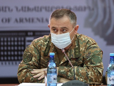 Артак Давтян: Вооруженные силы не примут участия в каких-либо политических процессах