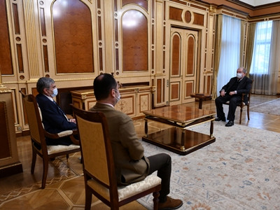 Президент Армении принял представителей партии «Республика»