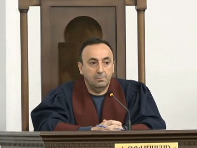 Ձեր գործընկերոջը դնում եք վատ վիճակի մեջ, որ ընդհանրապես միջնորդություն չներկայացնի. Հրայր Թովմասյանը՝ Էդգար Շաթիրյանին