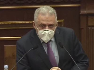 Министр обороны: В Армении один начальник Генштаба Вооруженных сил