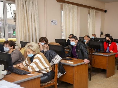 Տնօրենի հավաստագիր է ստացել քննություններին մասնակցածների 74%–ը․ ԿԳՄՍՆ