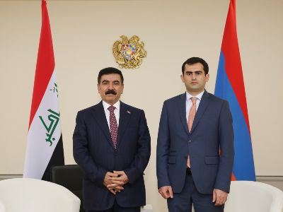 Armenia high-tech industry minister introduces Iraqi MoD to products offered by military-industrial complex