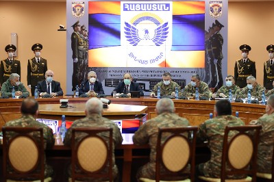 Newspaper: How did PM Pashinyan succeed in convincing Armenia army generals?