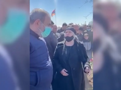 «Չդավաճանեք իմ որդուն եւ մնացած զոհվածներին»․ Զոհված ծինծառայողի մոր խնդրանքը Փաշինյանին