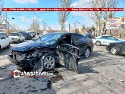 Աբովյանում ճակատ-ճակատի բախվել են Toyota-ն ու Lada-ն. կա 1 զոհ, 3 վիրավոր