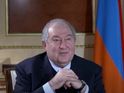 Քանի որ քարկոծումը երկու կողմից կա, ես մտածում եմ, որ մենք ճիշտ ենք անում. Արմեն Սարգսյան