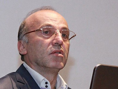 Երկրի խնդիրներից սրանք գաղափար չունեն․ այդ թեմայով պետք է խոսել նորմալ մարդկանց, ոչ թե սրիկաների հետ․  Թ․Մանասերյան