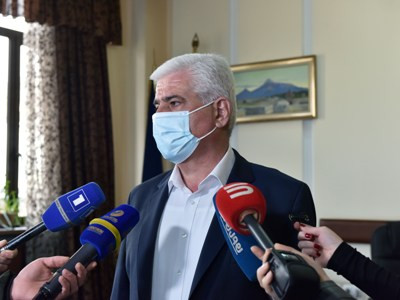 «Իմ պաշտոնավարությունն էլ ժամանակավոր է, ինչպես եւ ամեն ինչ այս կյանքում». ԵՊՀ ռեկտորի պաշտոնակատար