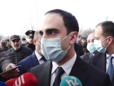 Armenia Deputy PM leaves reporter's question about Shushi and Arkady Ter-Tadevosyan unanswered