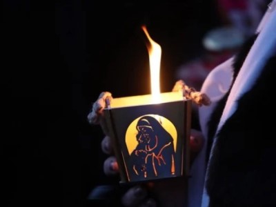 Easter Vigil Divine Liturgy is served in Armenian churches