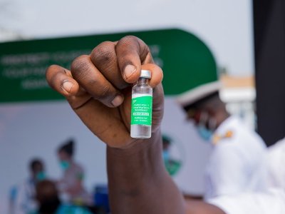 First batch of COVAX vaccines sent to Iran
