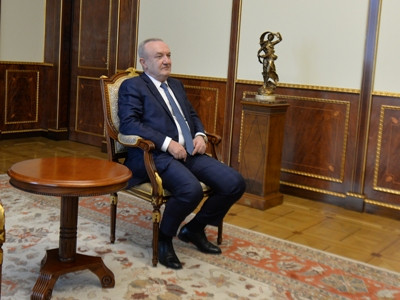 Armenia President receives education, science, culture and sport minister
