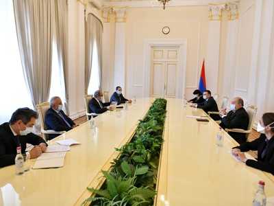 Armenia President meets with group of lawyers and advocates