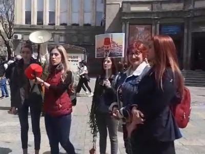 Women’s protest initiated by opposition movement kicks off in Yerevan