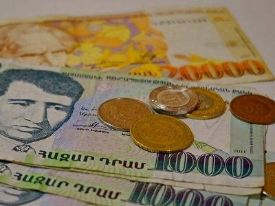 Փորձագետ. ՀՀ արժույթի արժեզրկումն աղքատության մակարդակի եւ ծայրահեղ աղքատության մակարդակի բարձրացման կհանգեցնի