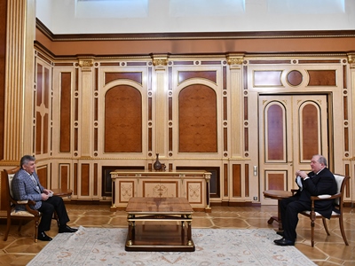 Armen Sarkissian receives President of Union of Armenians of Russia