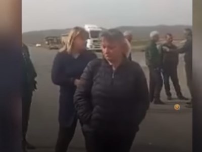 Relatives of POWs from Armenia's Shirak Province shut down road and railway