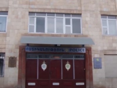 Իջեւանում եղեւնեիներ են գողացել, սակայն չեն հասցրել հեռանալ, ոստիկանները վրա էին հասել