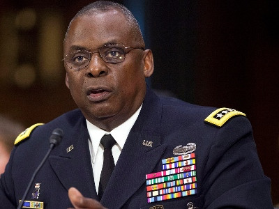 New Pentagon chief in Israel on first official visit