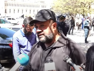 Relatives of missing and captured servicemen demand meeting with Armenia PM