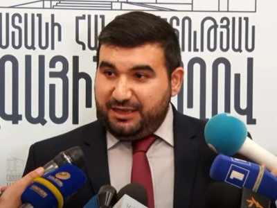 Աշոտյանը բանակում մեկ օր չծառայելով փոխգնդապետի կոչում է ստացել, ինչը պղծություն եմ համարում. «Իմ քայլի» պատգամավոր