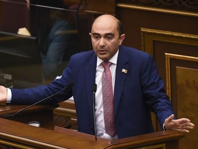 «Լուսավոր Հայաստանը» համաձայն է Տեր-Պետրոսյանի գնահատականի հետ. Իշխանության ղեկին «ազգակործան պատուհաս» է գտնվում
