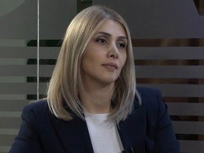 Քարոզարշավ գերեզմանների վրա. Էլինար Վարդանյան