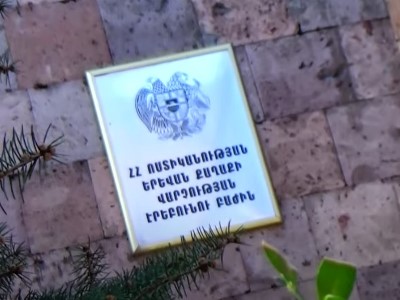 54-ամյա տղամարդը հրազեններից կրակել է․ ասել է՝ ինքնասպան կլինի. ոստիկանները նրան վնասազերծել են