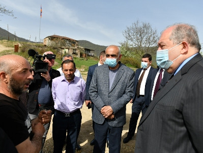 «Շուռնուխում նոր տները կառուցում են առանց ջրի հարցը լուծելու». Գյուղացին՝ Արմեն Սարգսյանին