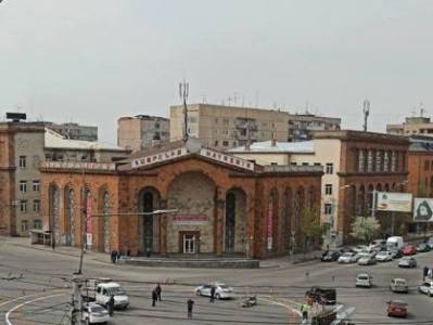 «Հայրենիք» կինոթատրոնի սեփականատերն ուզում էր փոխել շենքի արտաքին տեսքը. Քաղաքապետարանը մերժել է