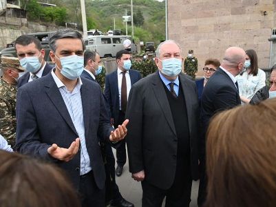 Armenia ombudsman: Azerbaijan military threatening physical safety of Syunik villages’ residents