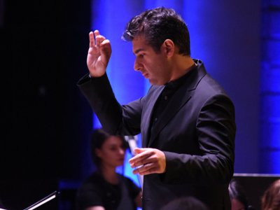 Sergey Smbatyan conducts Russian National Orchestra concert in Moscow