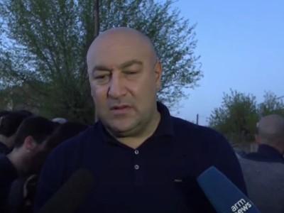 Թուրքերն իրենց լկտի են պահում, չեն թողնում մեքենաներն անցնեն. Քաջարանի քաղաքապետ