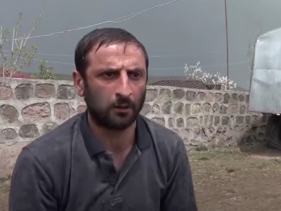 Խոխաս ճանապարհն անց ա կացալ, գնա գառը բերի, թուրքերը դուրս են եկել, որ էրեխուս բռնեն տանեն. Շուռնուխի բնակիչ