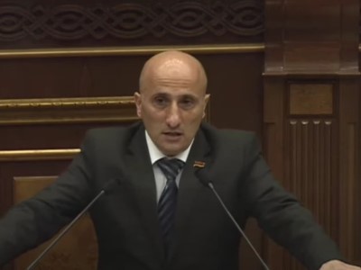 Իշխող «Իմ քայլը» դաշինքը փոփոխություններ է կատարել աղմկահարույց օրենսդրական փաթեթում