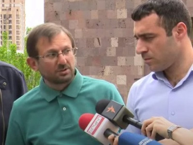 Այս քննիչների գլխին այնքան քաղաքական պատվերներ են լցրել, որ իրենք էլ չեն կարողանում տակից դուրս գալ. Գեղամ Մանուկյան