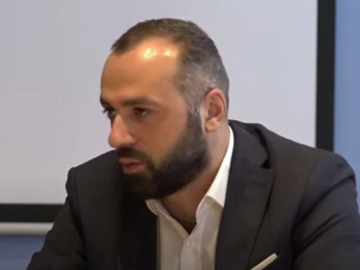 Armenian lawyer: Even Pashinyan transporting via official car is viewed as use of administrative resource