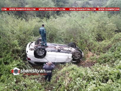 Սյունիքի մարզում 50-ամյա վարորդը BMW X5-ով մի քանի պտույտ գլորվելով, գլխիվայր հայտնվել է ծառերի մեջ