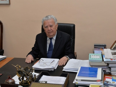 Armen Sarkissian congratulates Armenia National Academy of Sciences President on 85th birthday