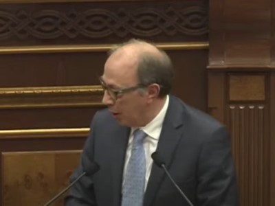 Acting FM says aim of Lavrov's visit to Armenia is to intensify discussions on restart of negotiations over Karabakh
