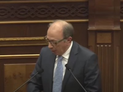 Armenia acting FM: Baku is pressured to return Armenian POWs more and more every day