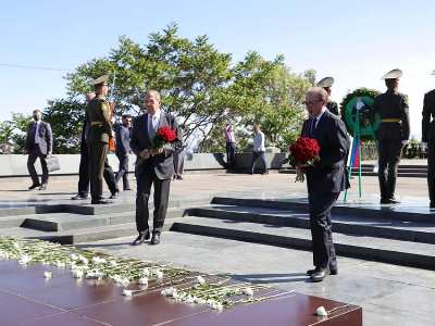 Sergey Lavrov, Ara Aivazian visit Victory Park in Yerevan