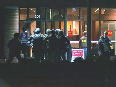 Robber who took hostages in Minnesota bank is arrested