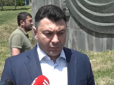 Տեսեք, Նիկոլն ինչքան ապիկար ու վատն է, որ նույնիսկ Լեւոն Տեր-Պետրոսյանն է նրանից ձեռքերը լվանում. Շարմազանով