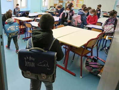 France bans schools from using gender-neutral words