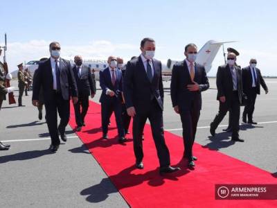Georgia PM arrives in Armenia