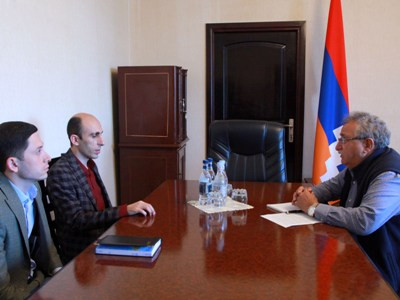Karabakh President's Chief of Staff, Armenian benefactor discuss social and educational projects