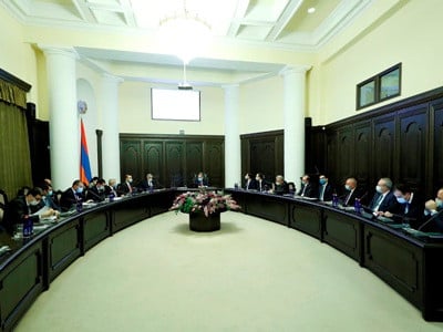 Diaspora Armenian specialists can now work at Artsakh public administration agencies too