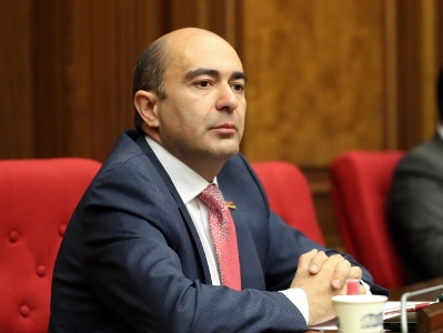 Opposition Bright Armenia Party postpones congress due to tension on country's border